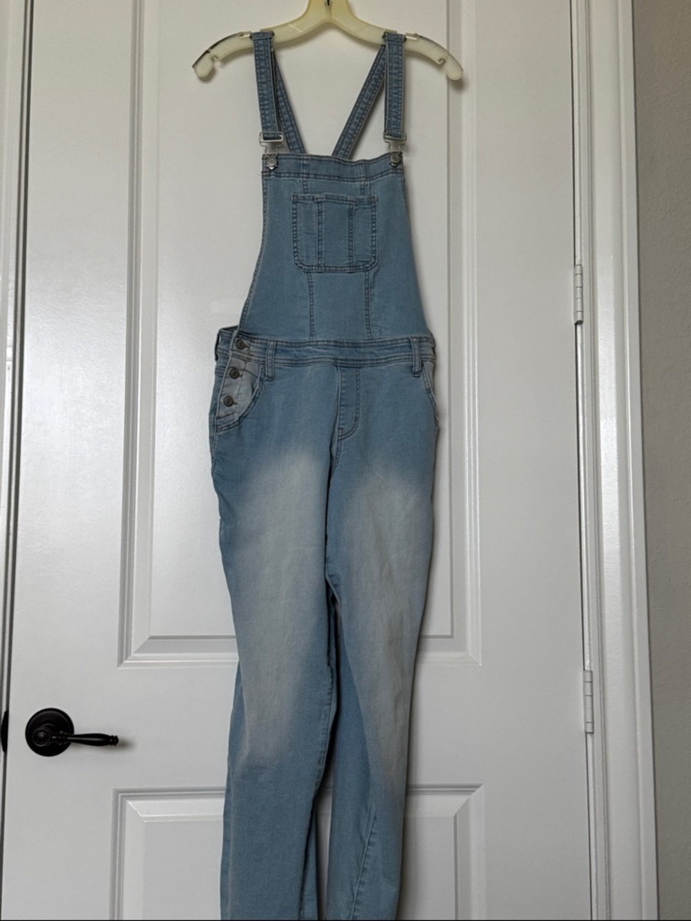 Black Daisy Light Wash Denim Overalls Medium
